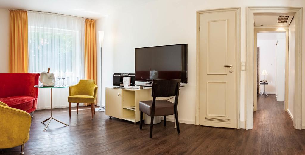 Hotel Der Lennhof ดอร์ทมุนด์ ภายนอก รูปภาพ